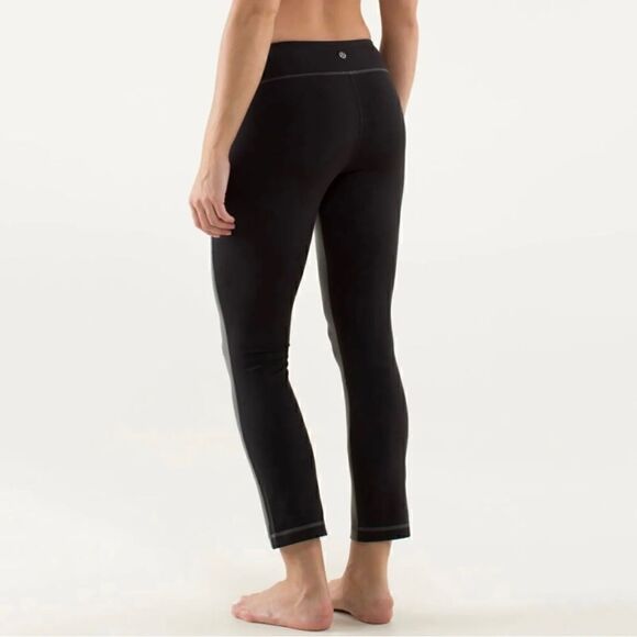 Lululemon P.Y.B. Pant in Soot Light / Black - Picture 7 of 7